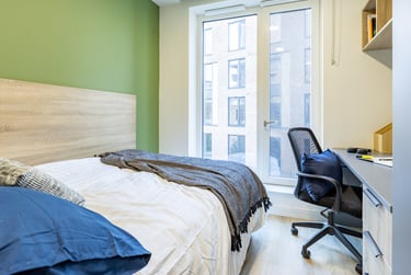 Standard En Suite - Image 1